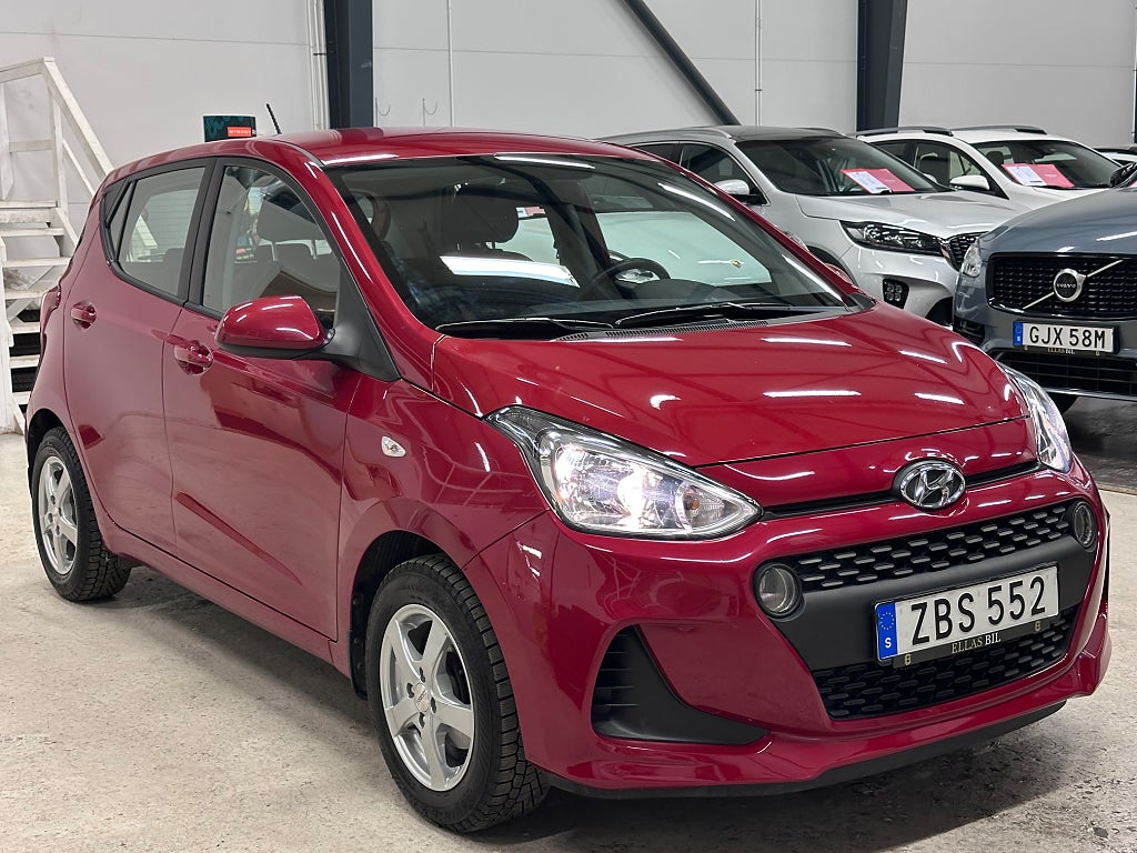 Hyundai i10 1.0 BLUE 67HK RATTVÄRME NYBESIKTIGAD LÅG SKATT 1 ÄGARE