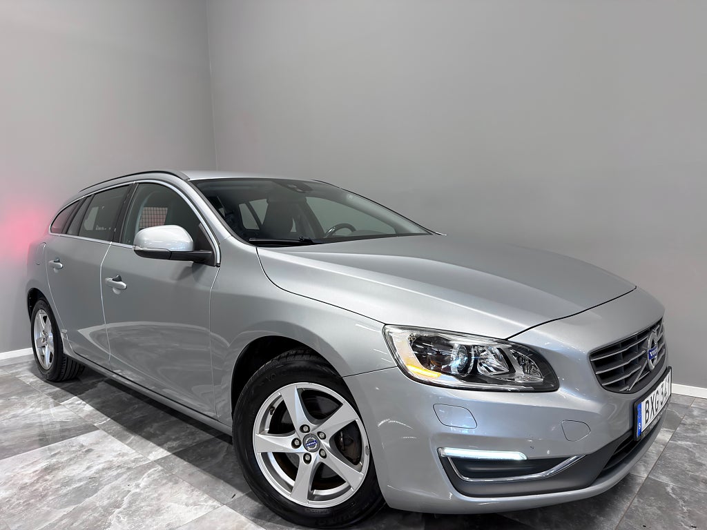 Volvo V60 D2 Momentum/Drag/Rattvärme/Värmare/PDC/ " Såld "