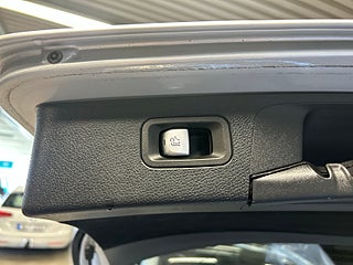 Mercedes-Benz E 220 T 4M 9G Drag/360°/D-Värm/Pano/Burmester/S&V-Däck – bild 17