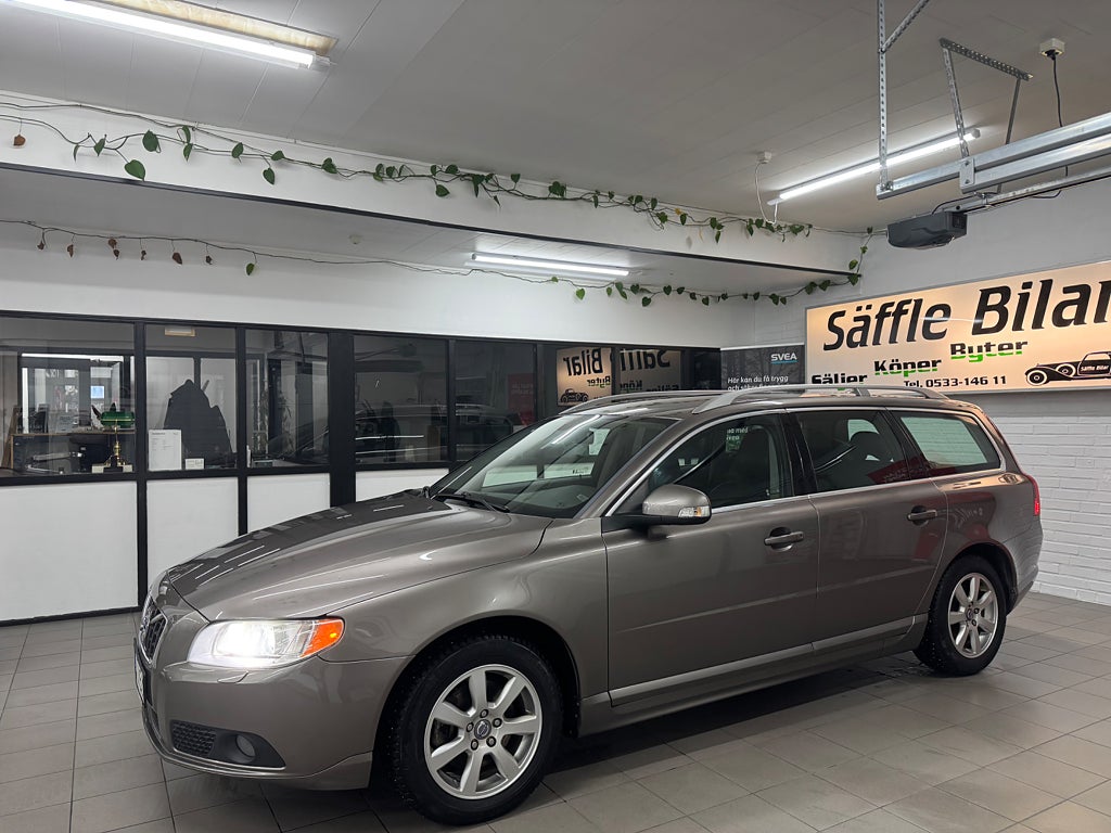 Volvo V70 2.4D Geartronic Summum|Dragkrok|Värmare|Euro 4!