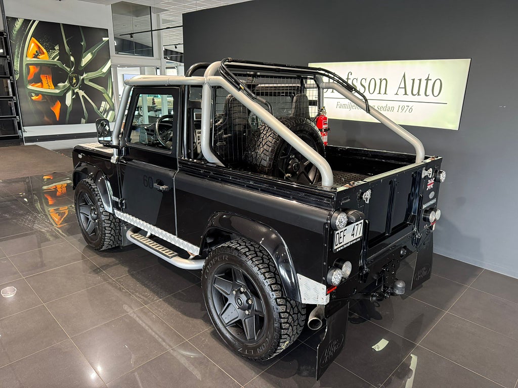 Land Rover Defender 90 Pick Up 2.4 TD4 4×4 Soft Top Winsch - bild 5