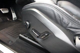 SUV Volvo XC60 17 av 26