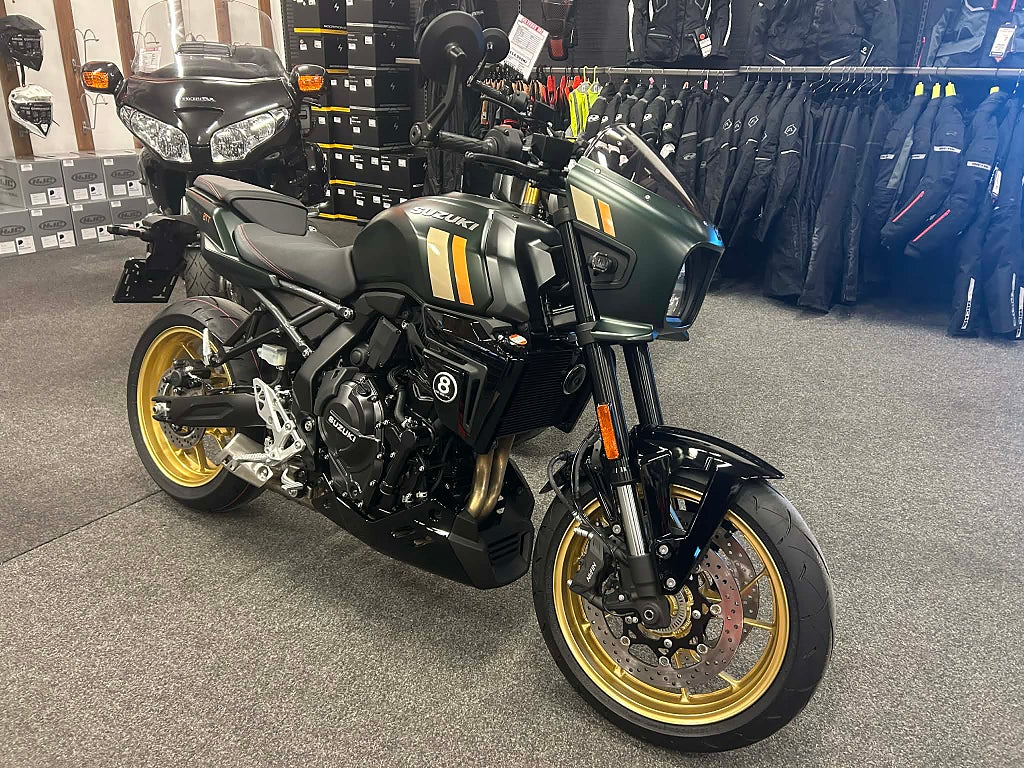 Suzuki GSX-8TT 