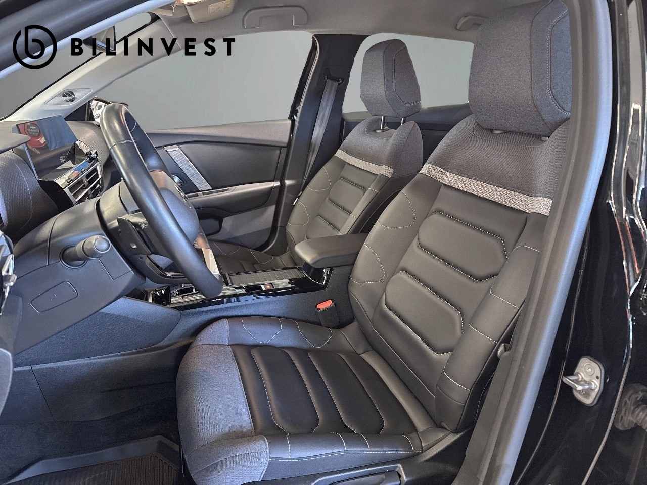 Citroen C4 X Shine PureTech 130 AUT 2023, bild 7/75