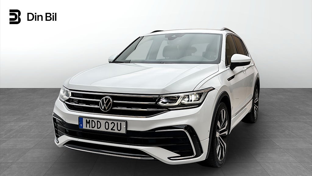 Volkswagen Tiguan R-LINE 2.0 TDI 200HK 4M Värmare Drag
