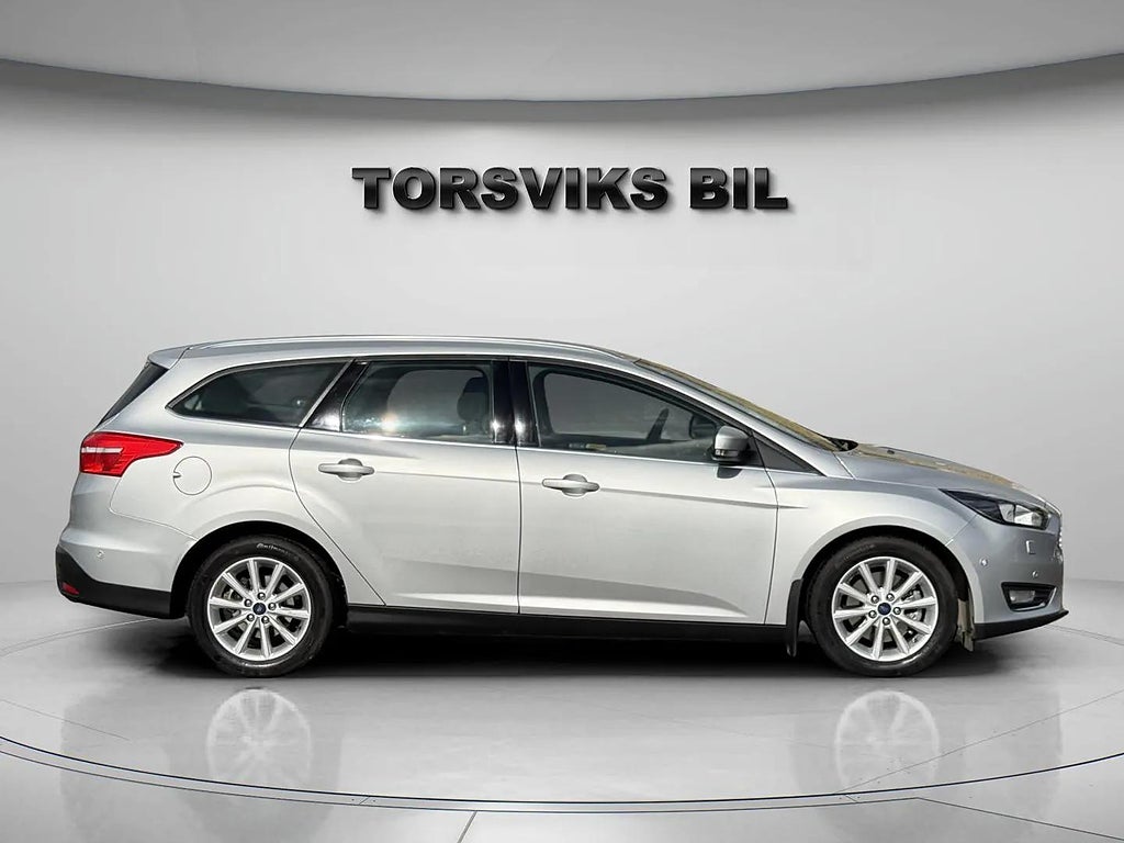 Ford Focus Kombi 1.5 EcoBoost Automat Titanium 2900 Mil 1 Ägare - miniatyr 7