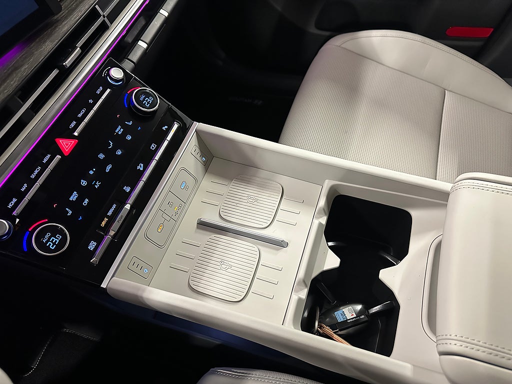 Hyundai Santa Fe Advanced AWD PHEV 252hk 2,49% ränta thumbnail