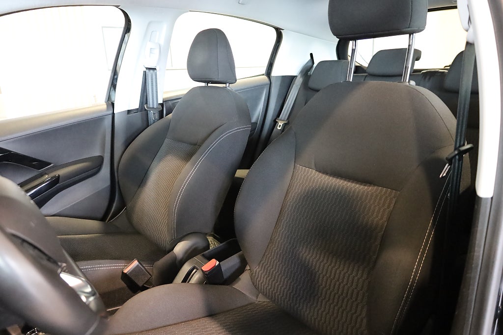 Peugeot 208  1.2 VTI PureTech AUT M-värme Blåtand