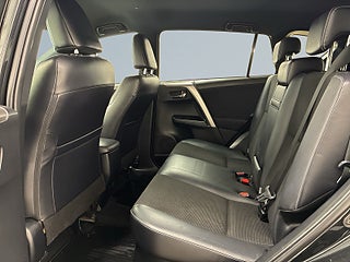 Toyota RAV4 Hybrid 2.5 DualVVT-i AWD-i E-CVTAct Plus S&V/Mvärm/Drag – bild 13