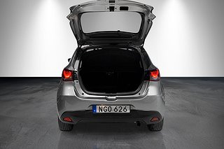 Halvkombi Mazda 2 19 av 20