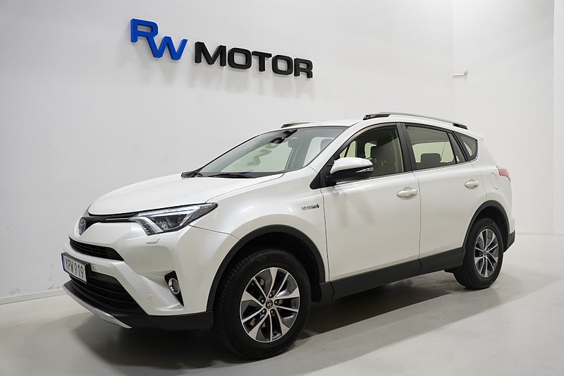 SUV Toyota RAV4 1 av 19