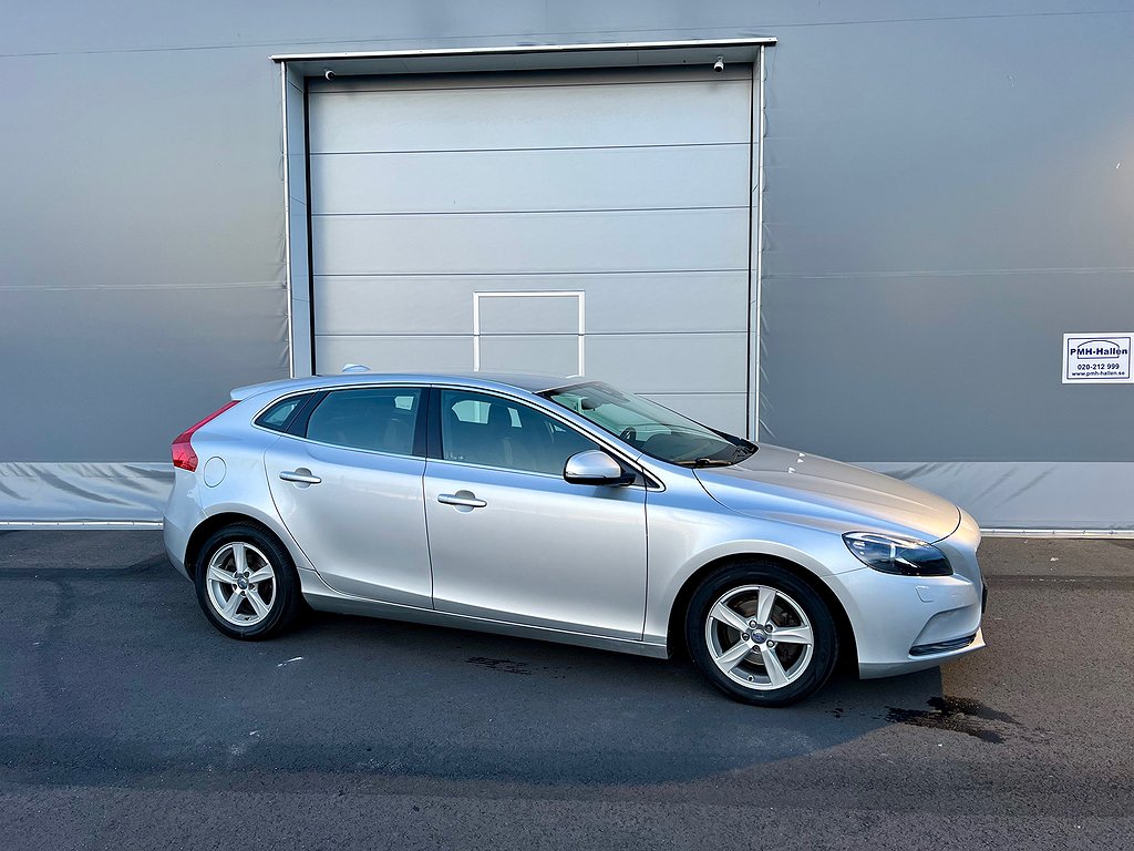 Volvo V40 D2 Momentum backkamera, Värmare, OBS Reserverad