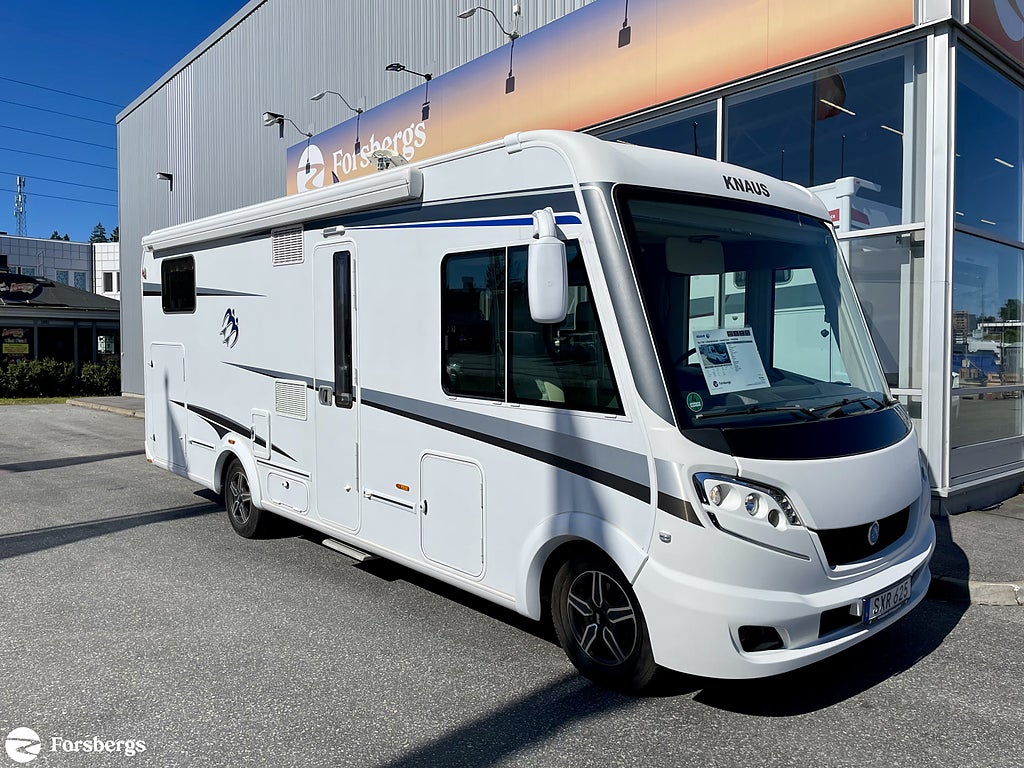 Knaus Sky 740 / LÅNGBÄDDAR / KAMKEDJA / TAKSÄNG