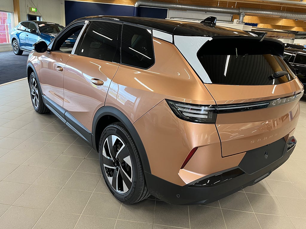 Opel Grandland Nya HYBRID 145 eDCT, PL 12 månader thumbnail