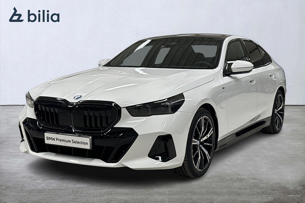BMW 530e xDrive M-Sport Pro | DEMOBIL | Drag | B&W | Panorama