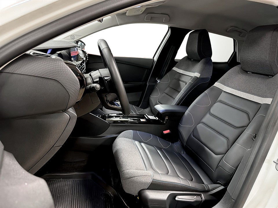 Bild på Citroën C4-X Shine 1.2 PT 130hk Aut KAMPANJRÄNTA 3,99%