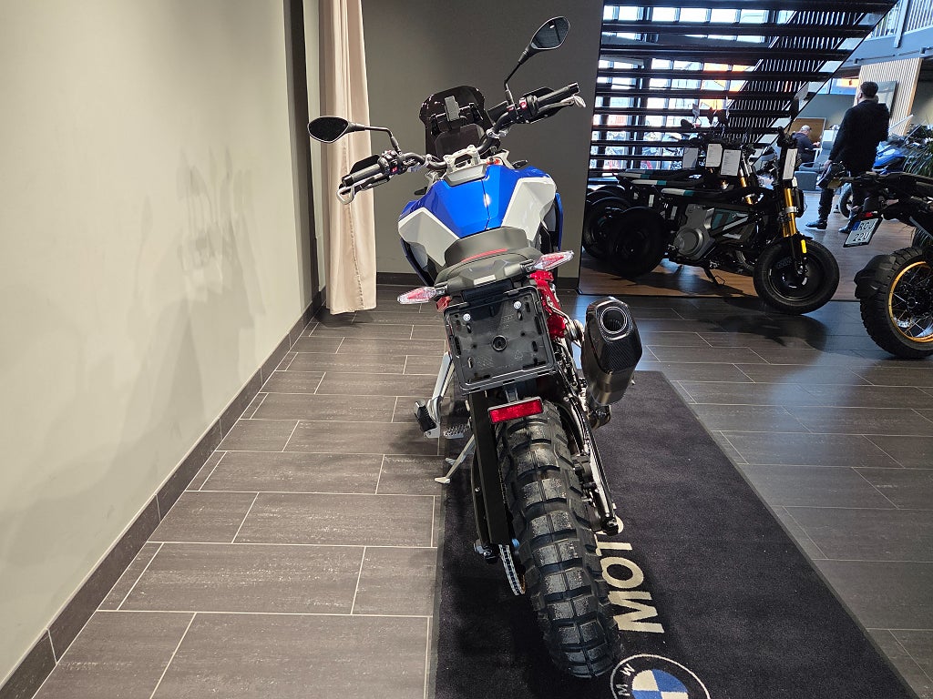 BMW F900GS /DEMO-Kampanj/SPARA: 30.095kr!/Ca 100 mil