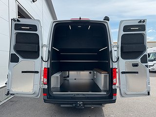 Transportbil - Skåp Volkswagen Crafter 177HK AUT CROSSBUSS 21 av 27