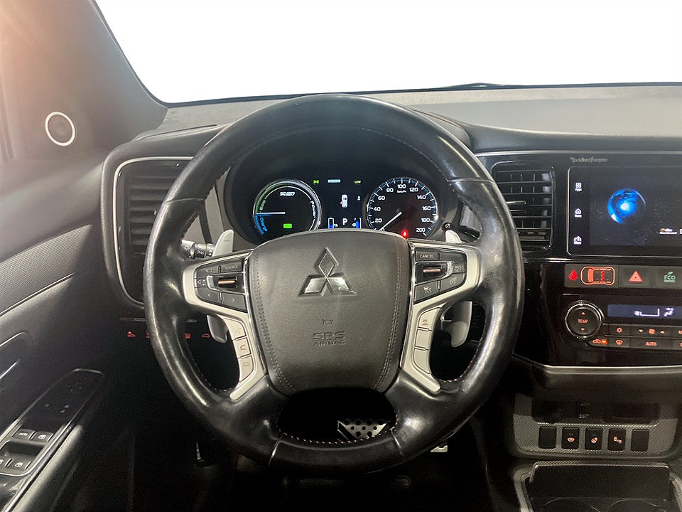 Bild på Mitsubishi Outlander S-Edition PHEV 203hk Aut 4WD TAKLUCKA B-KAMERA DRAG