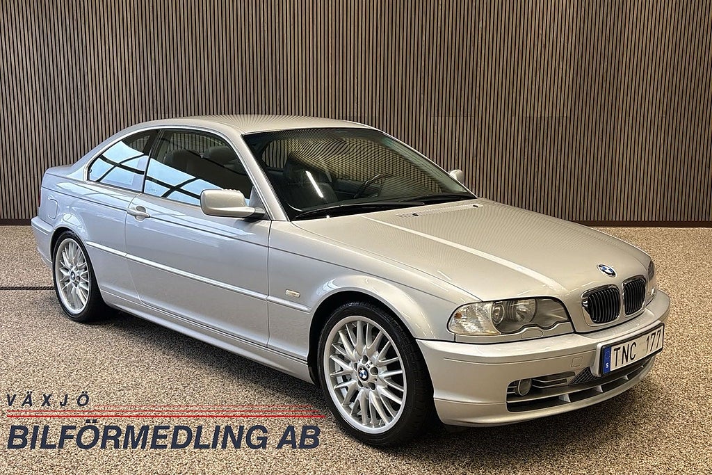 BMW 330 Ci Coupé Automat H/K 231hk