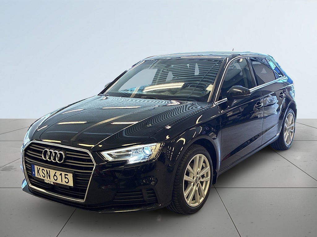 Audi A3 Sportback 1.5 TFSI S Tronic SoV-Däck/Värmare/P-Sens