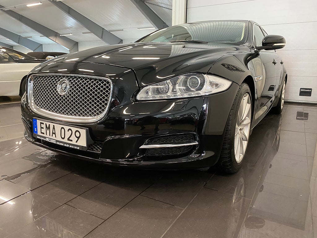 Jaguar XJ 2010 - miniatyr 7