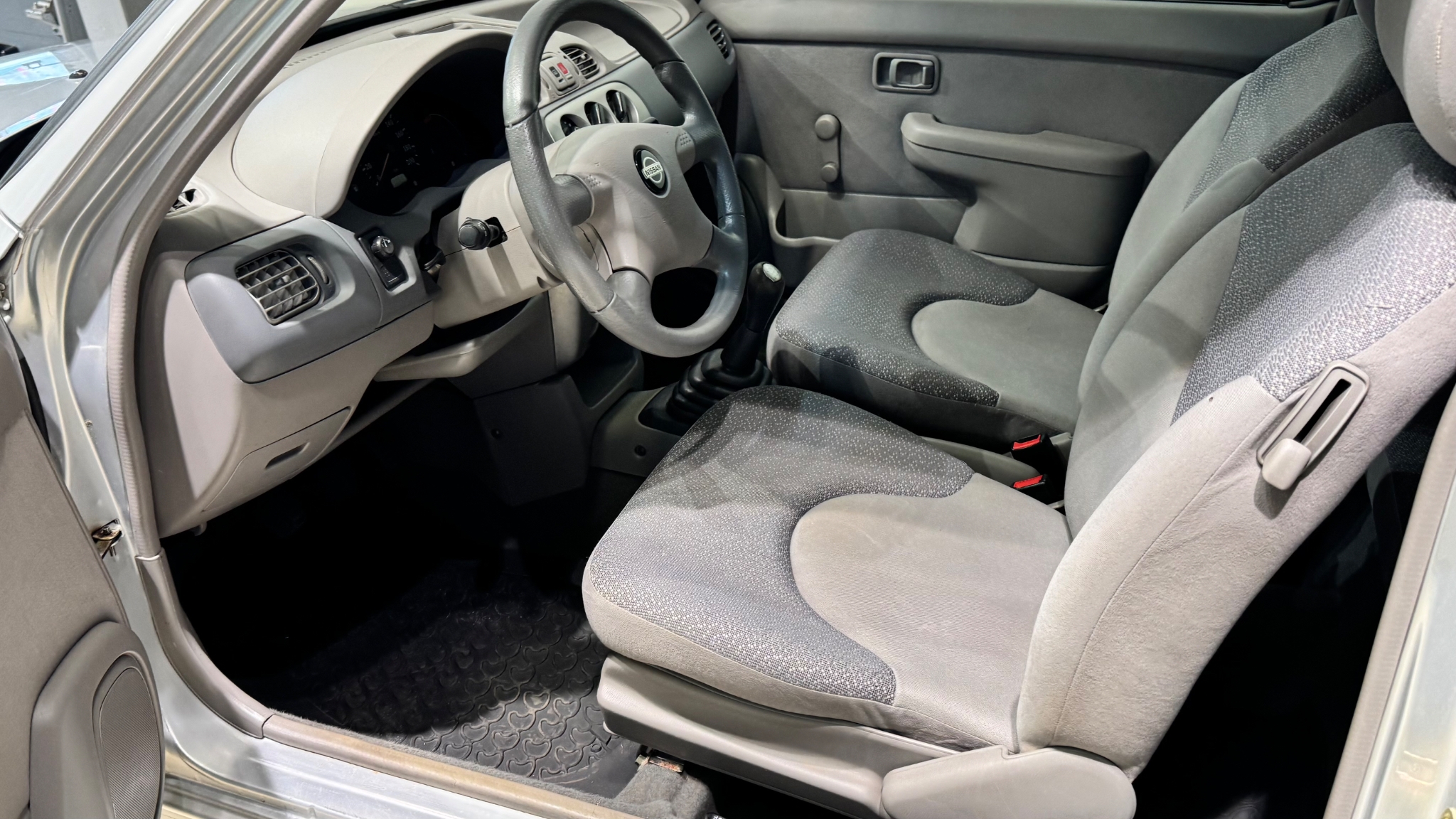 Nissan Micra 3-dörrar 1.4 2000, bild 6/45
