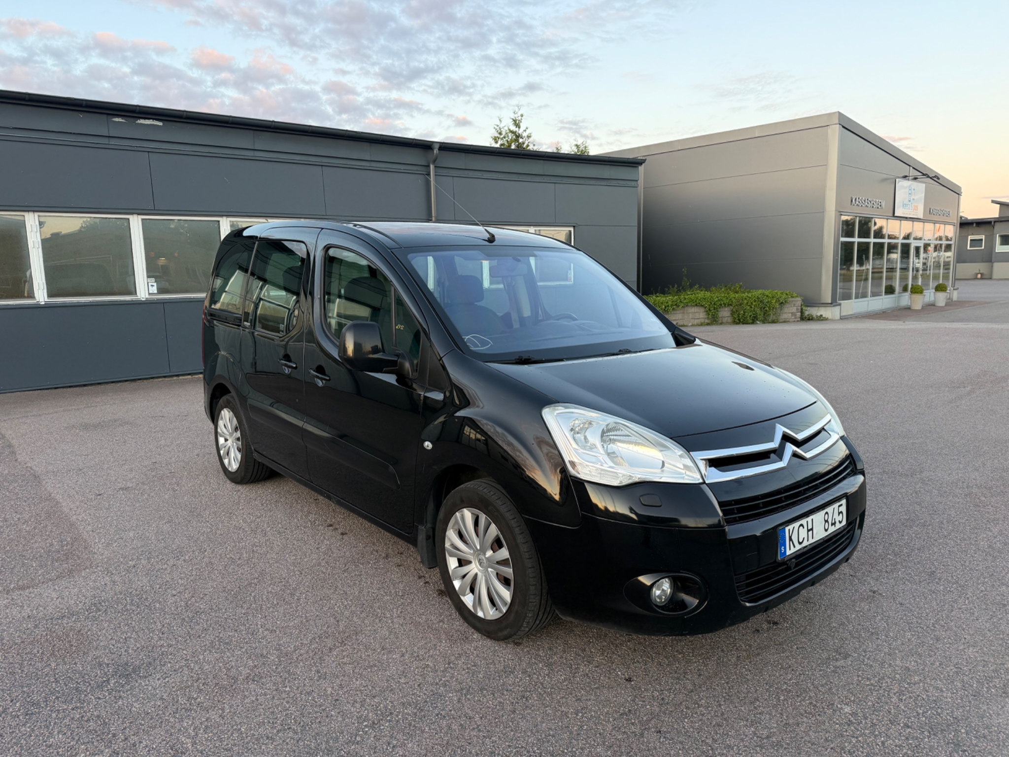 Citroen Berlingo Kombi 1.6i Euro 4 2011, bild 3/49