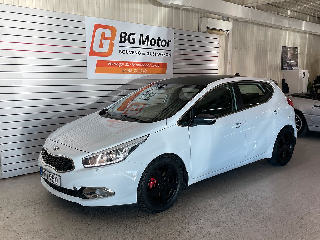 Kia CEED 1.6 CRDi EX Comfort Motorv/Nyservad/Rattvärme