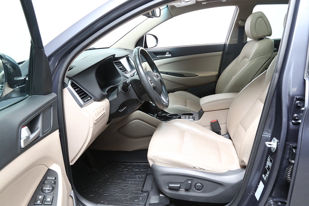 Hyundai Tucson 1,6 T-GDI 177hk  Premium AWD Aut Navi Skinn Pano Drag