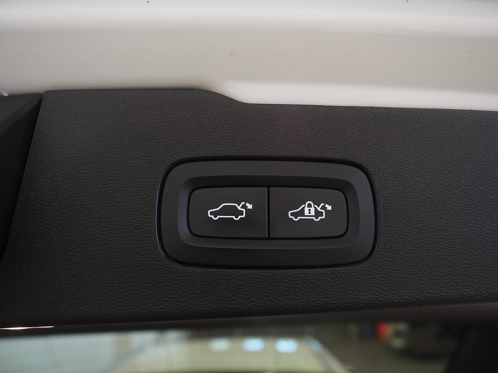 Volvo V60 Recharge T6 340hk AWD Inscription Exp Drag|Kamera 2021