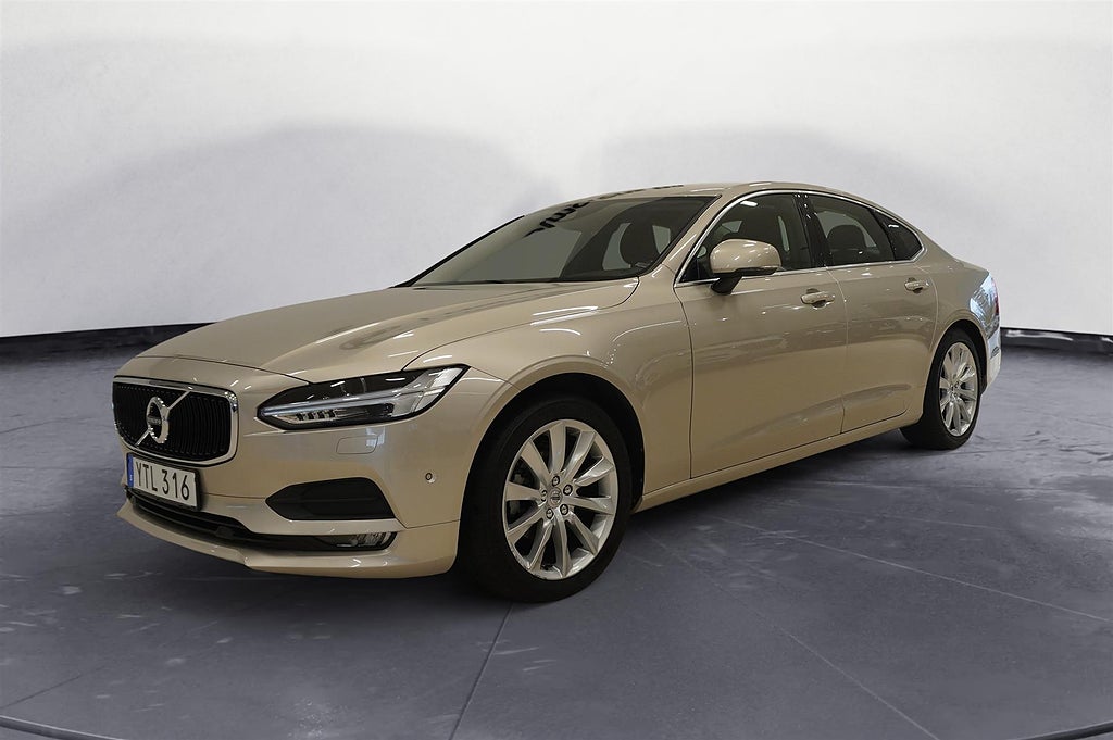 Volvo S90 D4 AWD Momentum Plus Navi VoC Drag | Ränta 3,95%