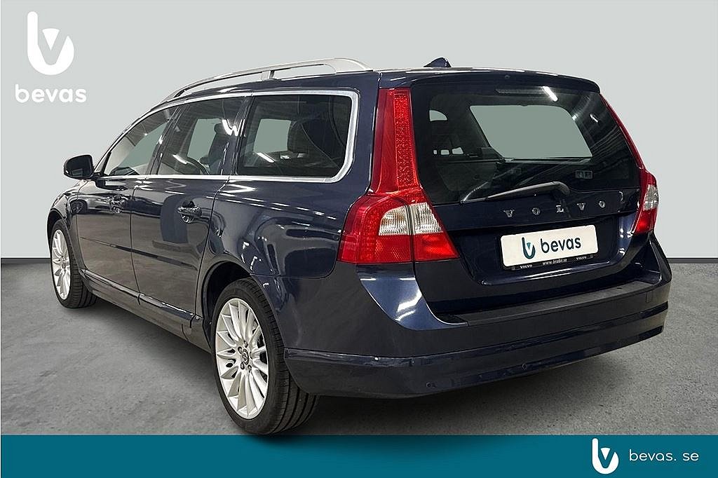 Volvo V70 II D3, SUMMUM, 2 BRUKARE, KAMREM BYTT