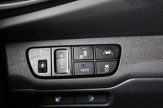 Halvkombi Hyundai IONIQ 10 av 22