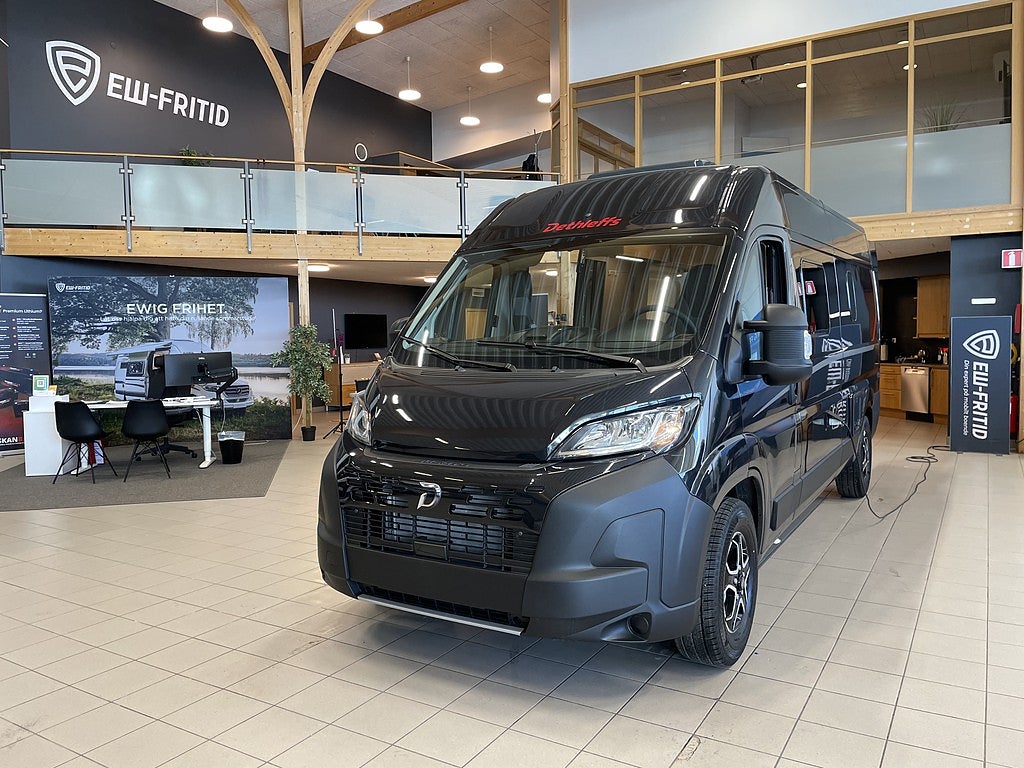 Dethleffs CVD 600 DS ACTIVE (TRUMA D6E+Svart metallic+Aut 140hk+6M)