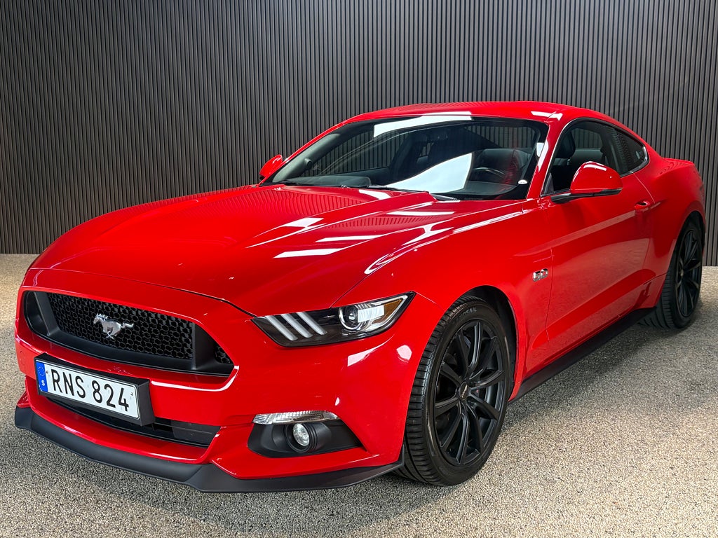 Ford Mustang GT 5,0 V8 | Selectshift | Svensksåld | 421hk | Kamera |