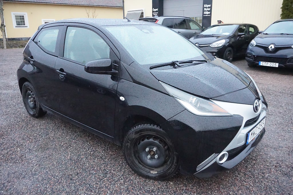 Toyota Aygo 5-dörrar 1.0 VVT-i X-PLAY AUT 3.700 Mil