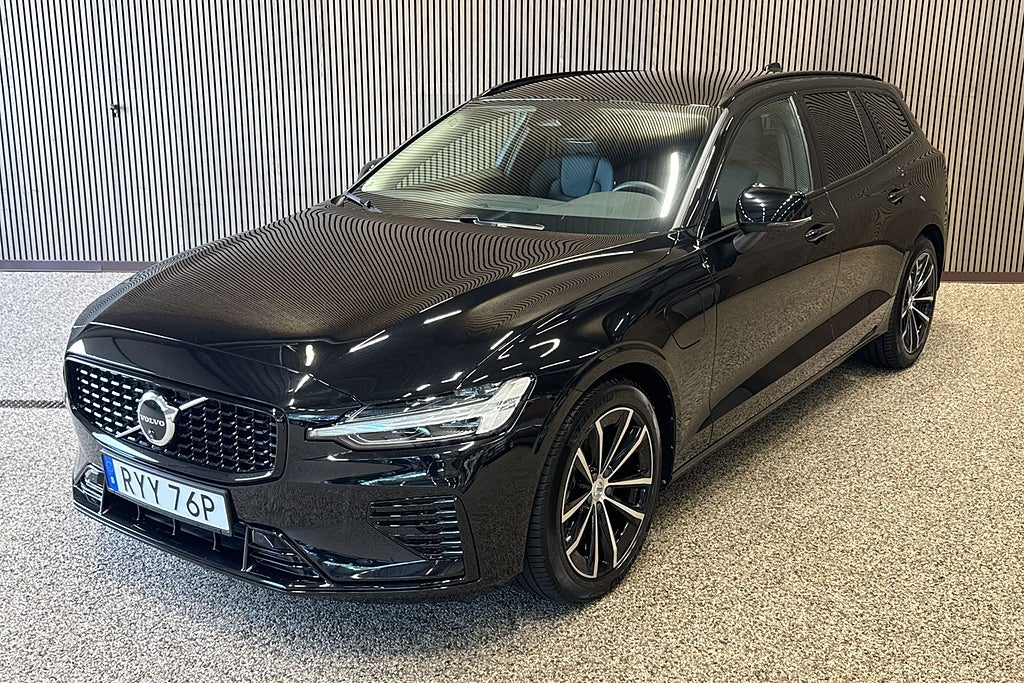 Volvo V60 T6 Plus Dark Nordic Edition Plug-in