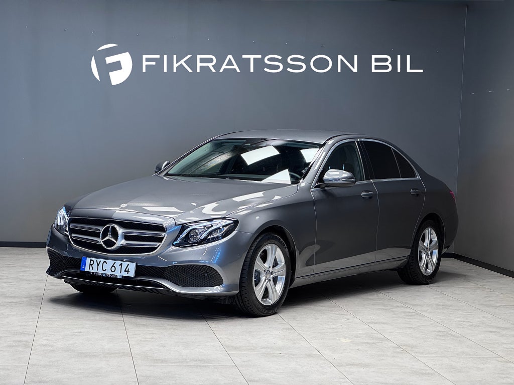 Mercedes-Benz E 220d 4MATIC / Widescreen / HuD / Drag / Värmare