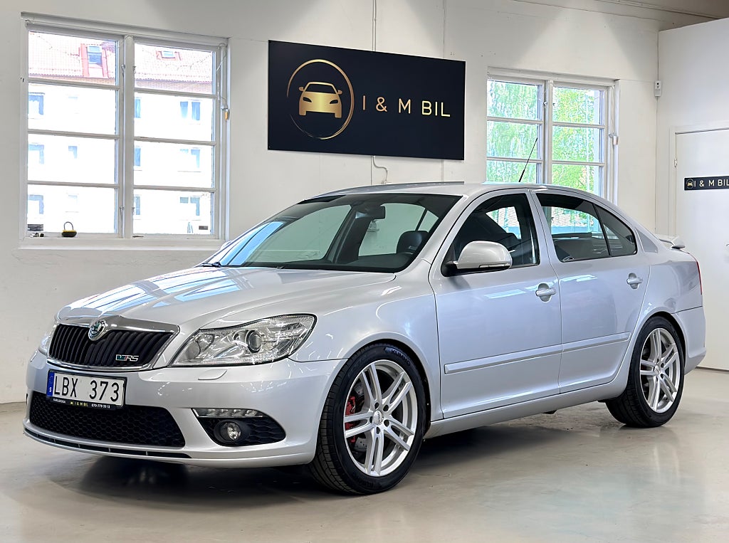 Skoda Octavia RS 2.0 TSI RS/ Dragkrok/ Milltek/ 