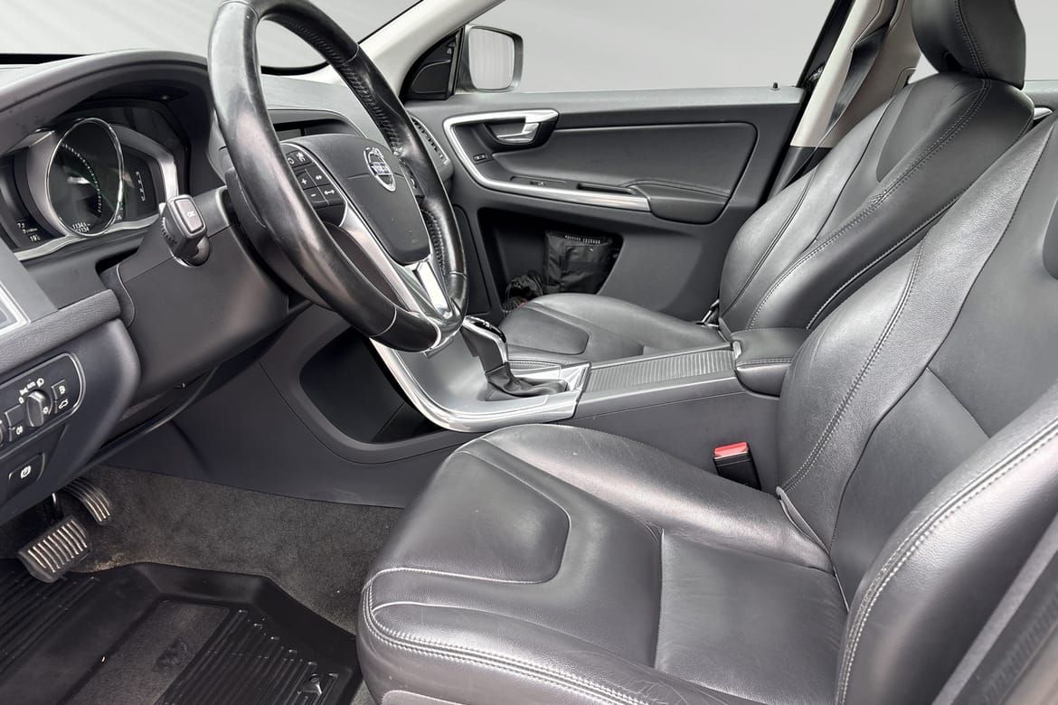 Volvo XC60 2017, bild 7/10