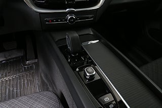 SUV Volvo XC60 21 av 25