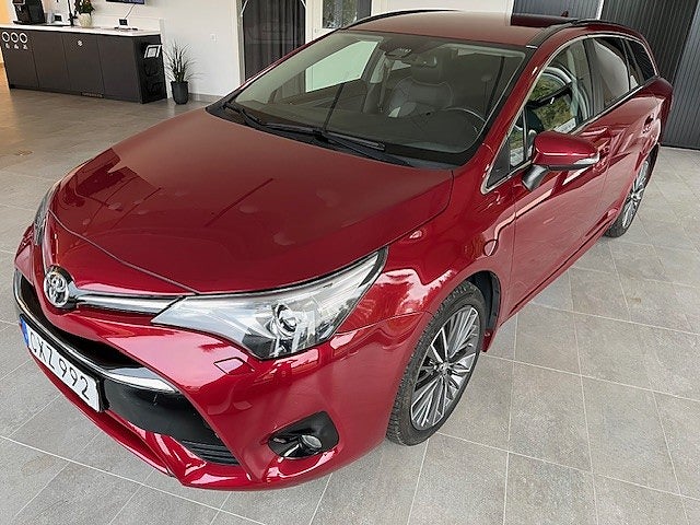 Toyota Avensis Kombi 1.8 Active Plus