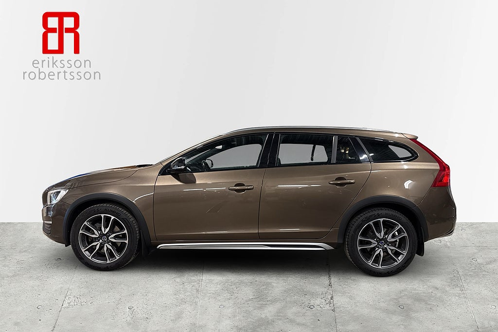 Volvo V60 Cross Country D4 AWD Geartronic Summum VOC Dieselvärmare