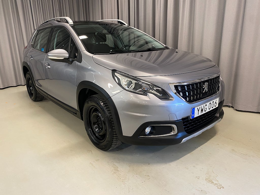 Peugeot 2008 Allure 110hk Manuell. Panorama, CarPlay