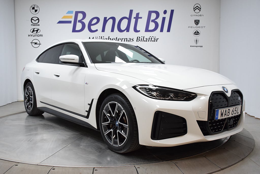 BMW i4 eDrive40 M Sport | Adaptiv fh. | Dragkrok | Rattvärme