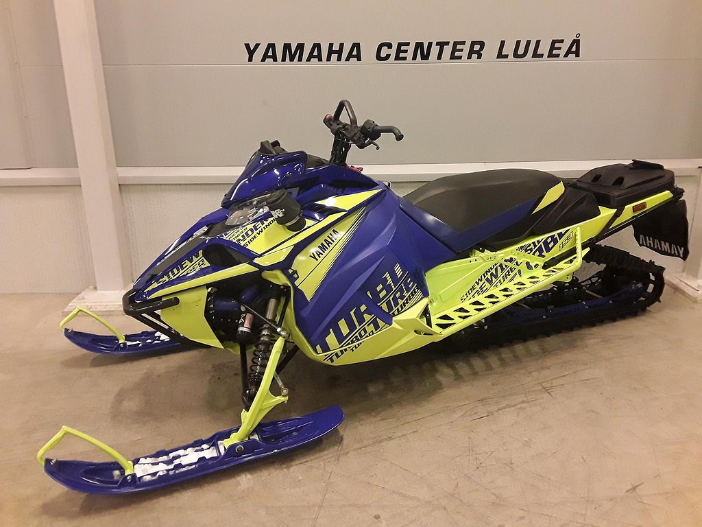 Yamaha Sidewinder BTX 153 HURRICANE 270HK