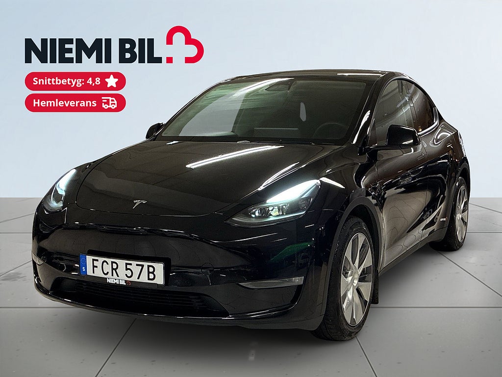 Tesla Model Y Long Range AWD MOMS Dragkrok B-kamera Panorama Navi S&V