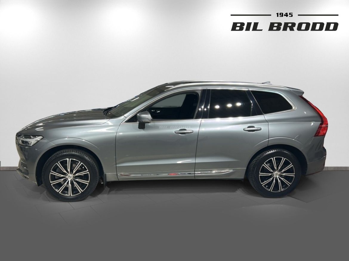 Volvo XC60 2018, photo 4/47