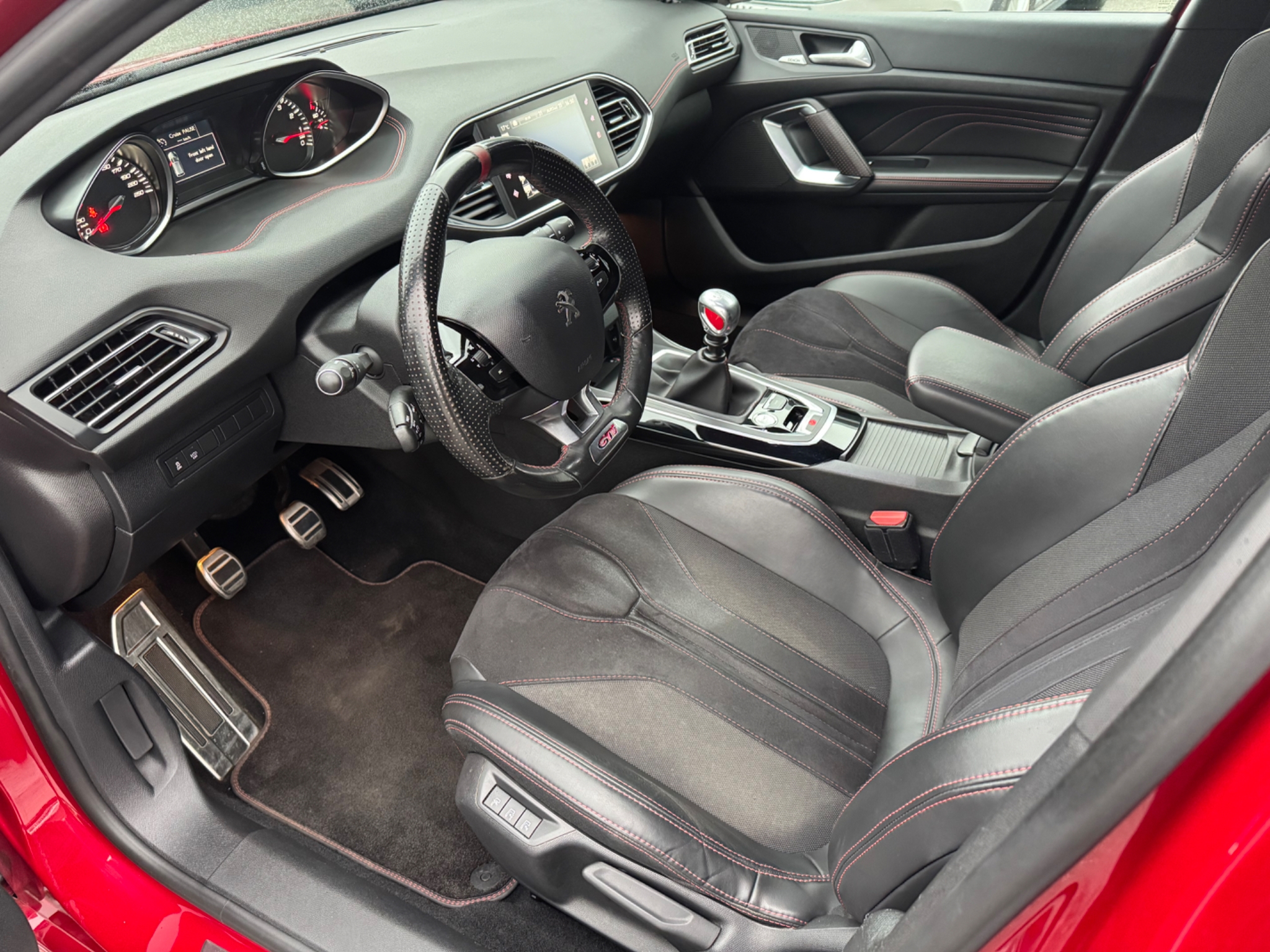 Peugeot 308 GTi 2016, photo 10/10